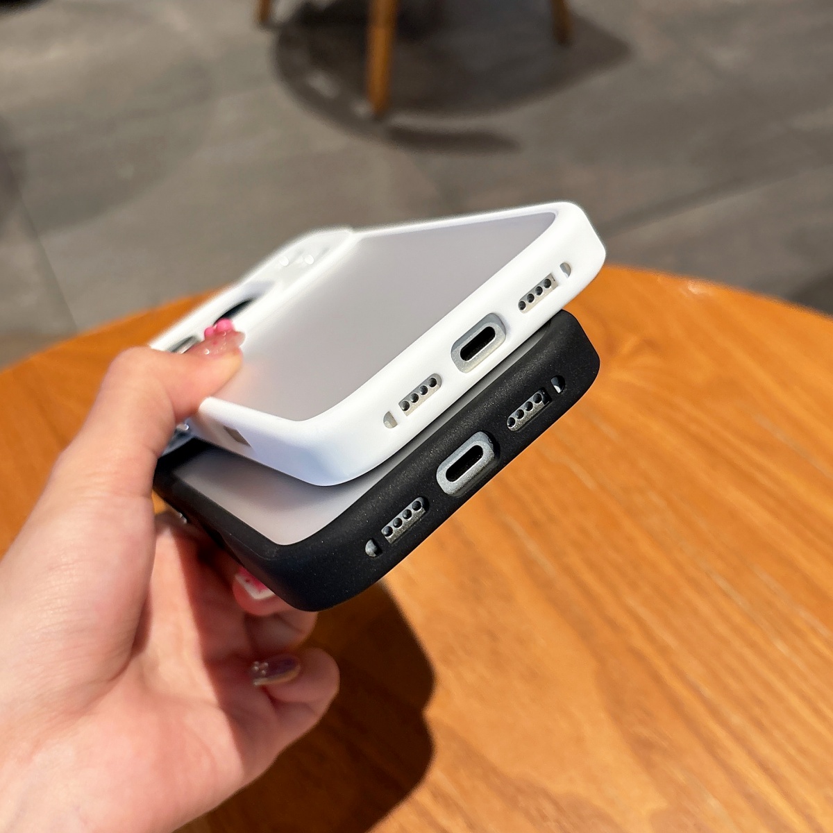 Luxuriöse, matte, klare Rüstun – Matte Frosted Case Bewertung und Preis
